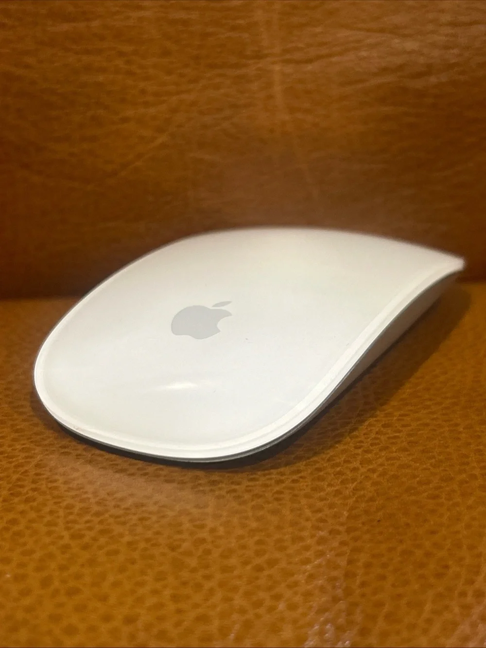 Apple Magic Mouse 1st Gen A1296 Wireless Bluetooth Multi-Touch